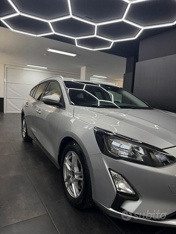 Usata Ford Focus 120 CV (88 kW) 2021 Grigio Station wagon