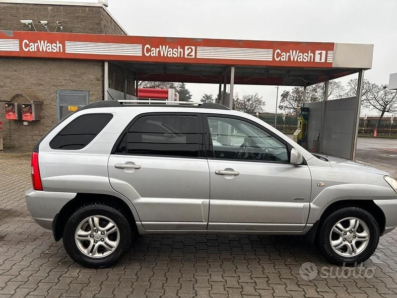 Usata Kia Sportage Active 112 CV (82 kW) 2005 Grigio SUV