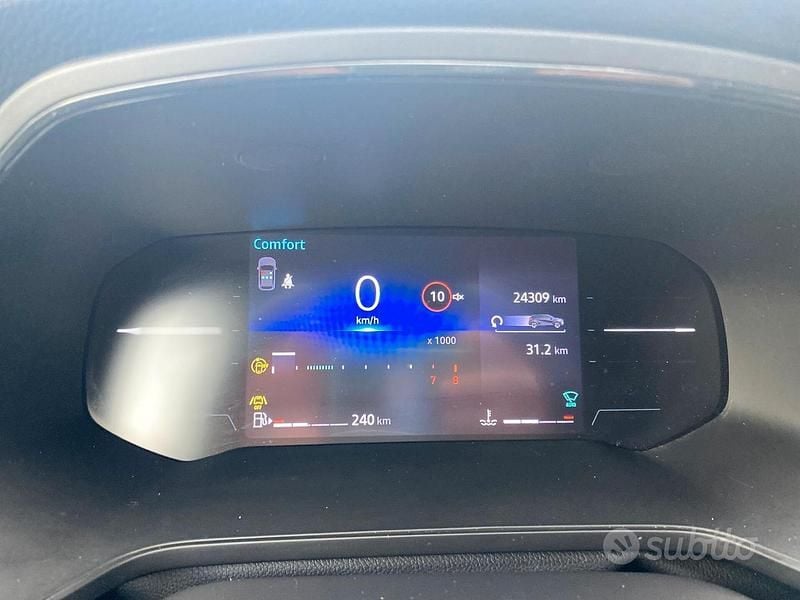 Usata Renault Captur Techno 100 CV (73 kW) 2025 Nero SUV