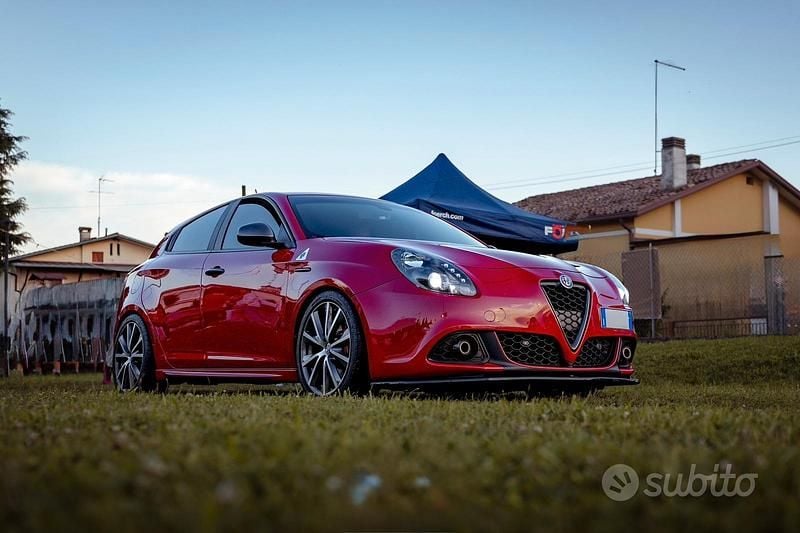 Usata Alfa Romeo Giulietta Veloce 241 CV (177 kW) 2016 Rosso Berlina