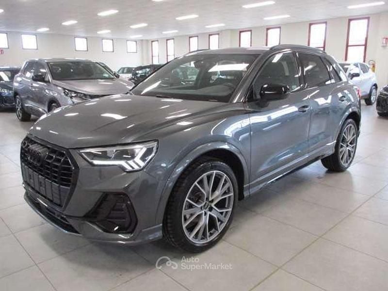 Usata Audi Q3 Comfort 150 CV (110 kW) 2025 Grigio SUV