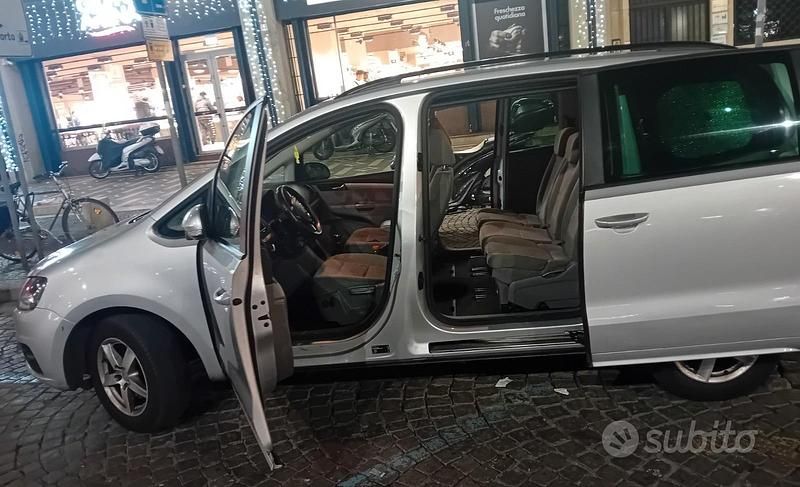 Grigio Usata 2010 Seat Alhambra Monovolume | 7500 € - Immagine 1/4