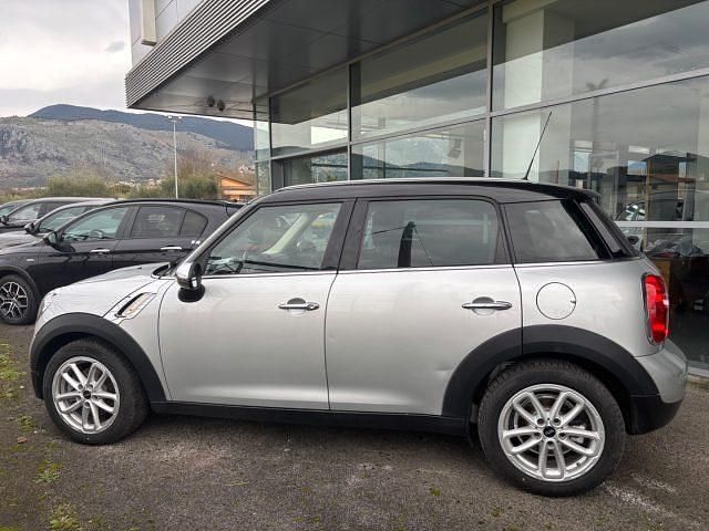 Usata Mini Park Lane Countryman 111 CV (81 kW) 2017 Argento SUV