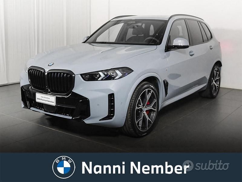 Usata BMW X5 Comfort Edition 297 CV (218 kW) 2024 Grigio SUV