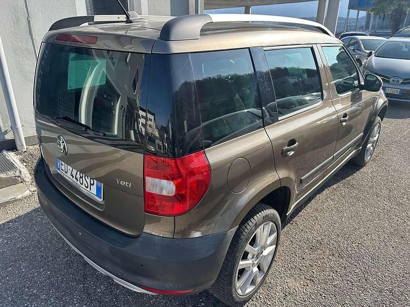 Usata Skoda Yeti Experience 140 CV (102 kW) 2010 Matobraun metallic SUV