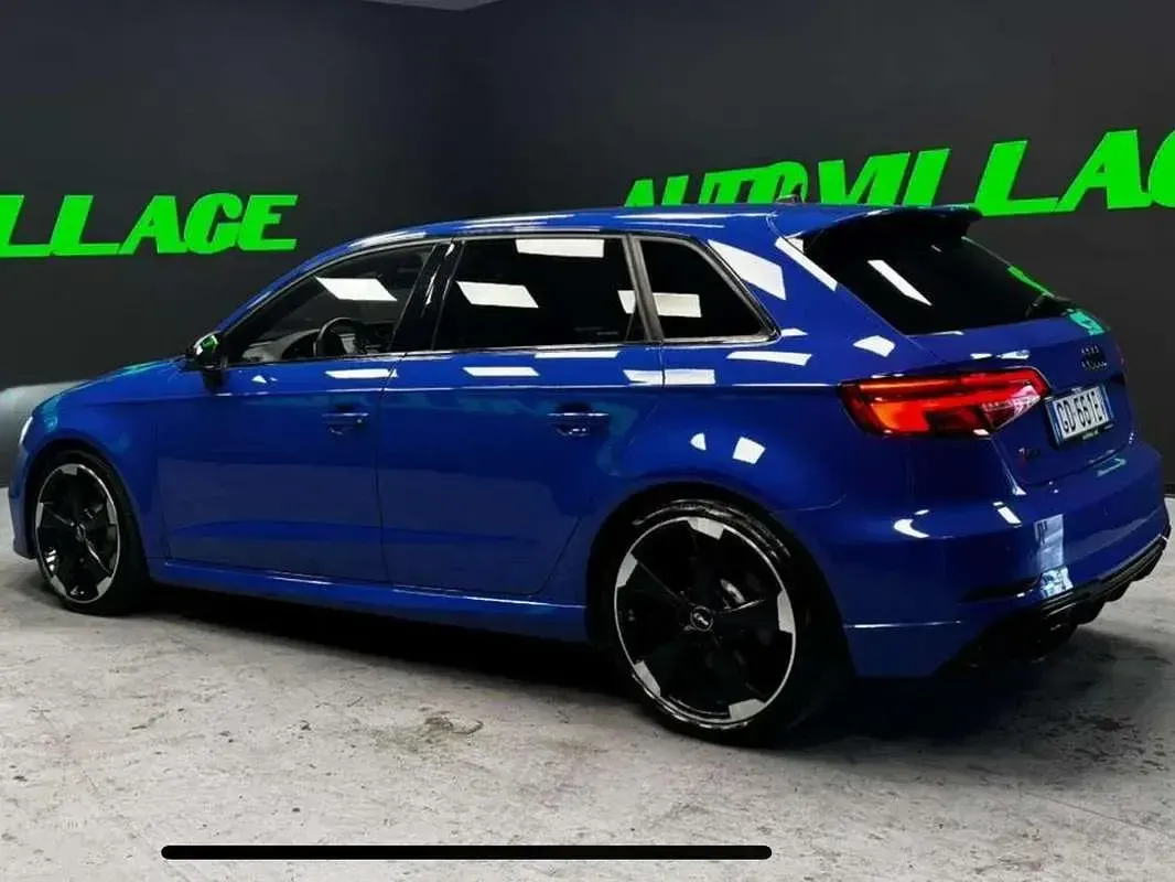 Usata Audi RS3 Ambiente 400 CV (294 kW) 2020 Blu/azzurro Berlina