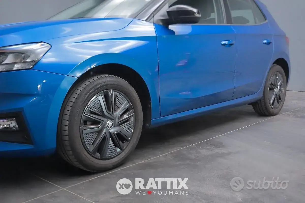 Usata Skoda Fabia Style 95 CV (69 kW) 2023 Blu race met Utilitaria