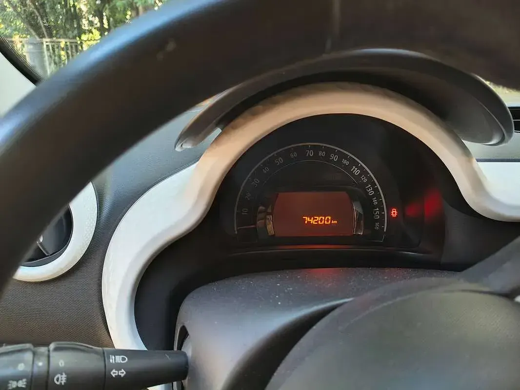 Usata Renault Twingo SE 71 CV (52 kW) 2014 Utilitaria