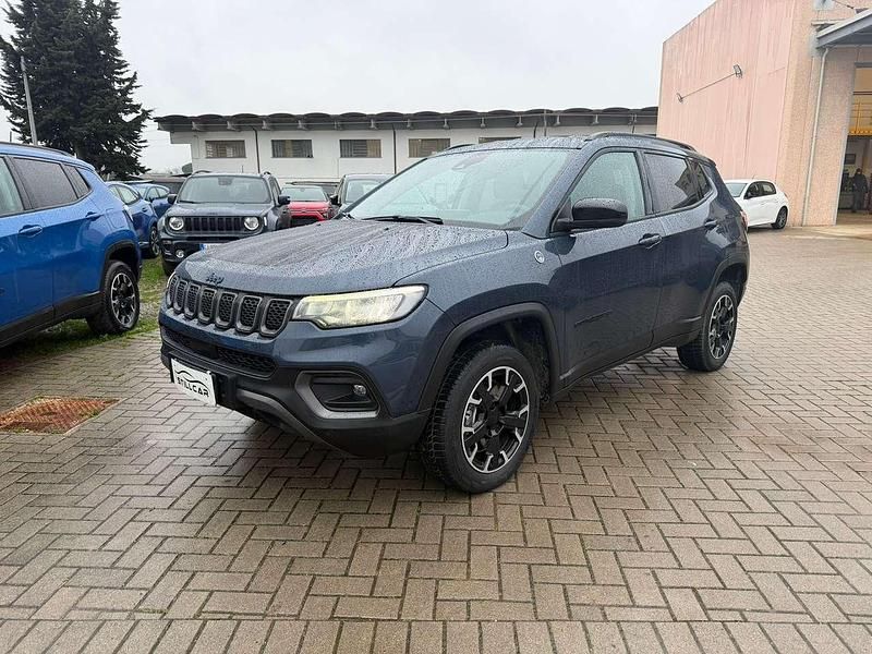 Usata Jeep Compass Trailhawk 179 CV (131 kW) 2023 Blu/azzurro SUV
