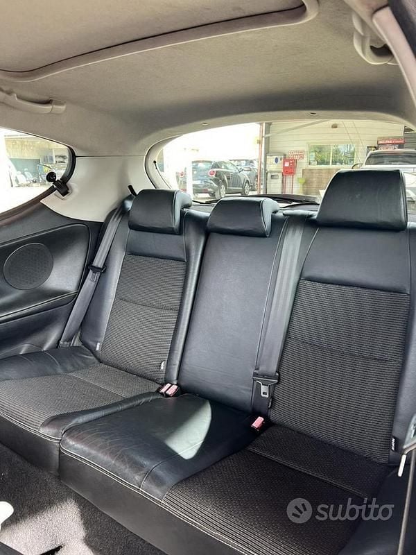 Usata Peugeot 207 110 CV (80 kW) 2006 Nero Berlina