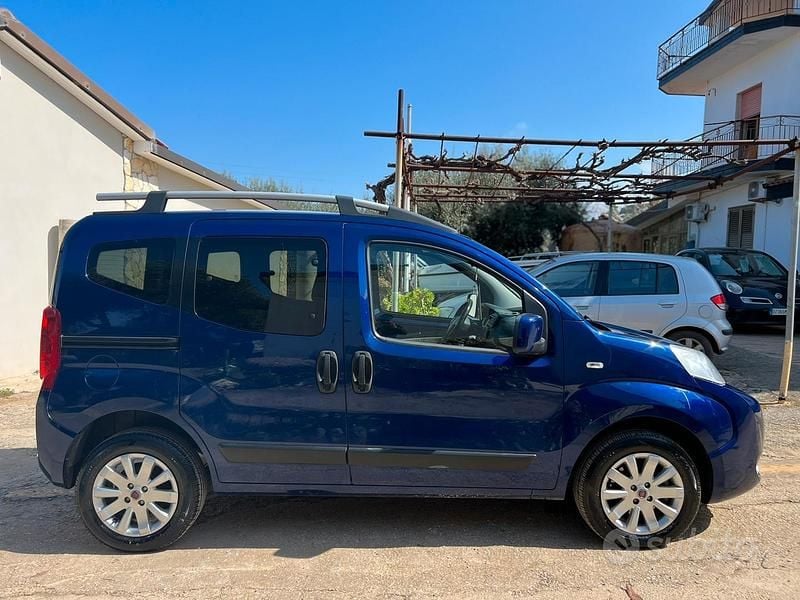 Usata Fiat Qubo Trekking 95 CV (69 kW) 2010 Blu Monovolume