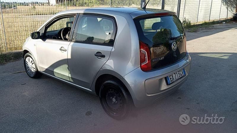 Usata VW up! 68 CV (50 kW) 2016 Grigio Utilitaria