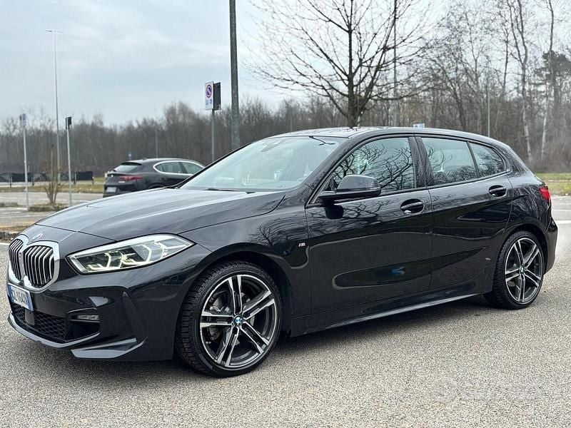 Usata BMW 116 M Sport 116 CV (85 kW) 2022 Nero Utilitaria