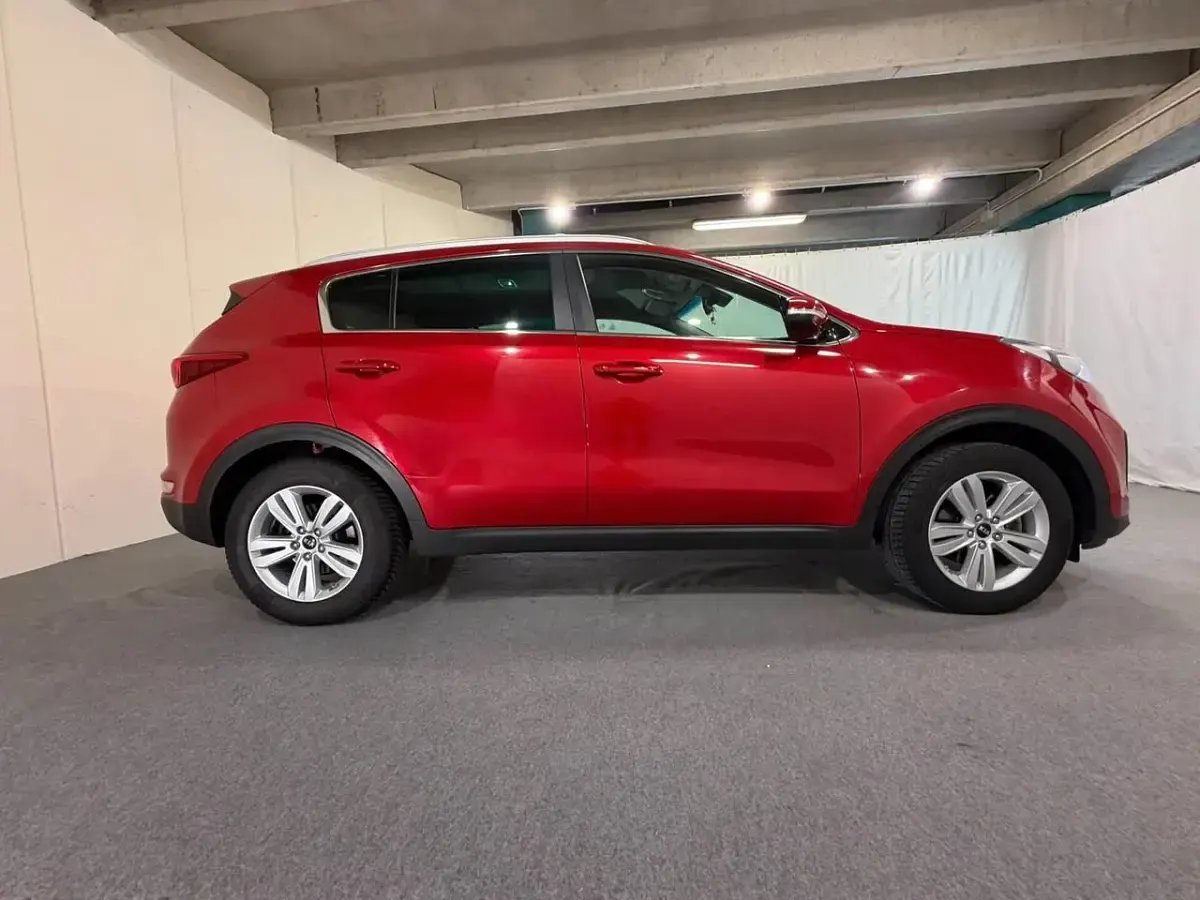 Usata Kia Sportage GT-Line 135 CV (99 kW) 2017 Rosso SUV