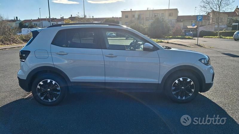 Usata VW T-Cross Style 110 CV (80 kW) 2023 Grigio SUV