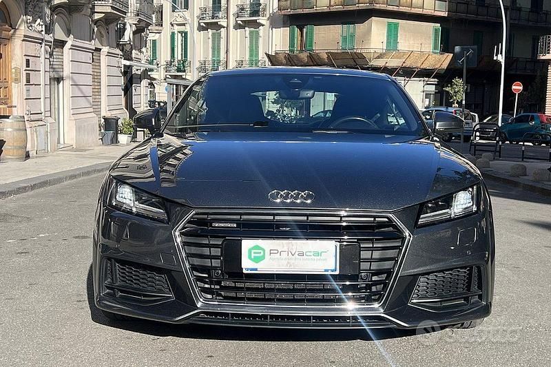 Usata Audi TT Ambiente 230 CV (169 kW) 2015 Grigio Coupé