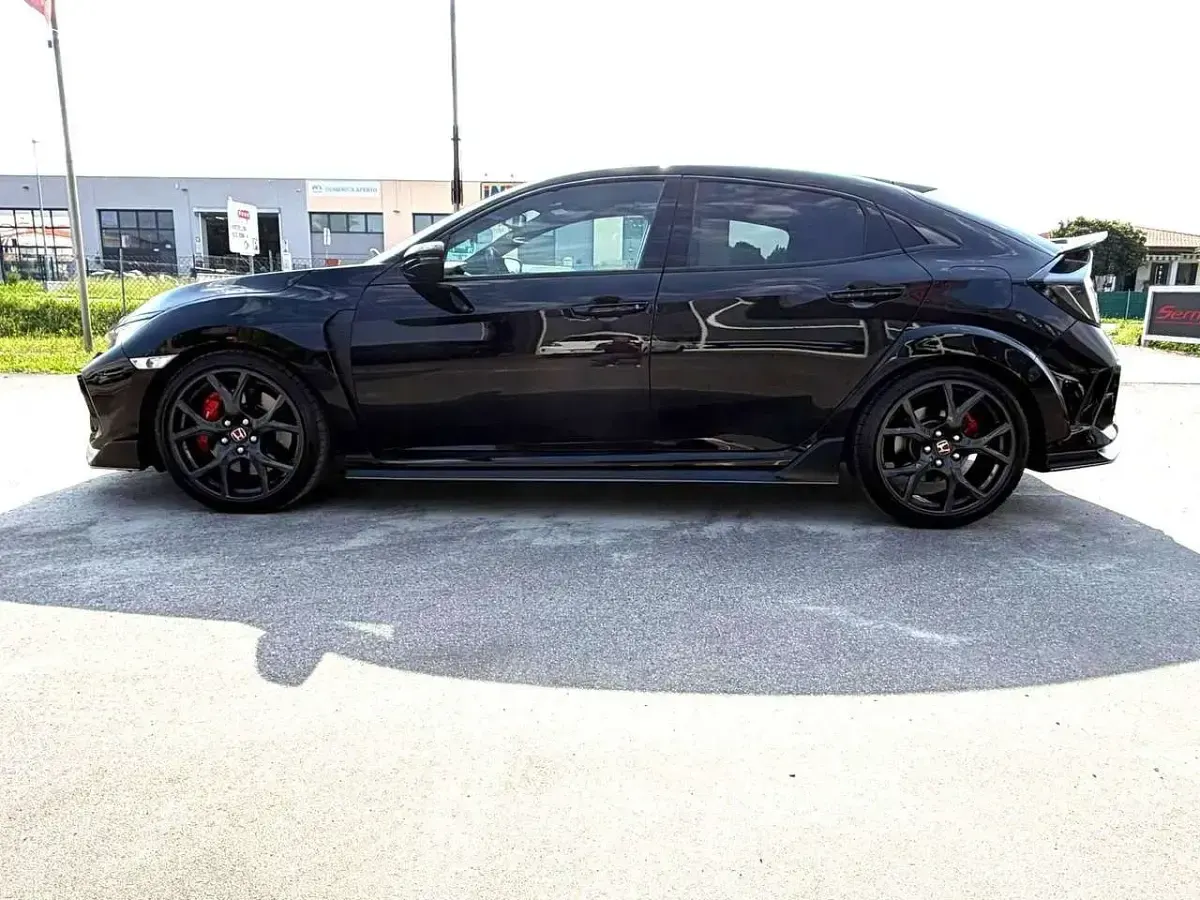 Usata Honda Civic Sport 320 CV (235 kW) 2021 Nero Berlina
