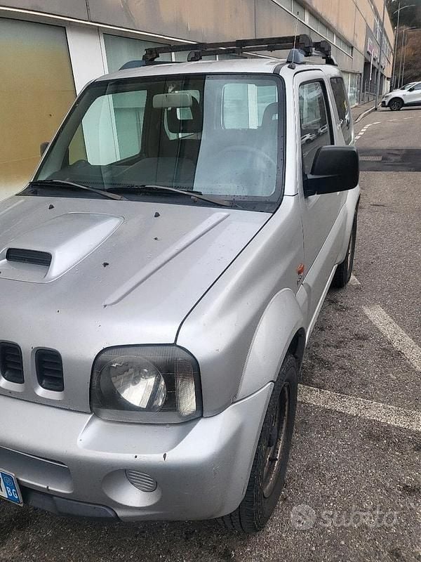 Usata Suzuki Jimny 2005 Grigio SUV