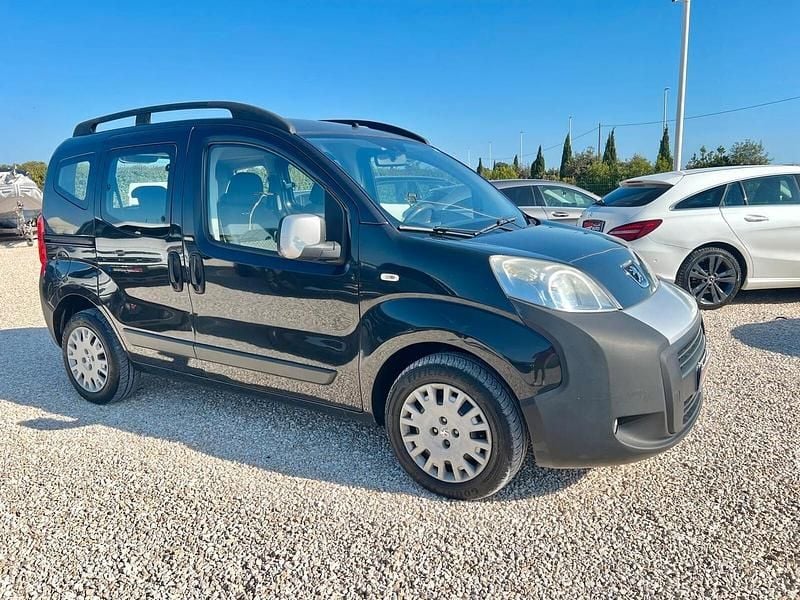 Usata Peugeot Bipper 75 CV (55 kW) 2012 Grigio Monovolume