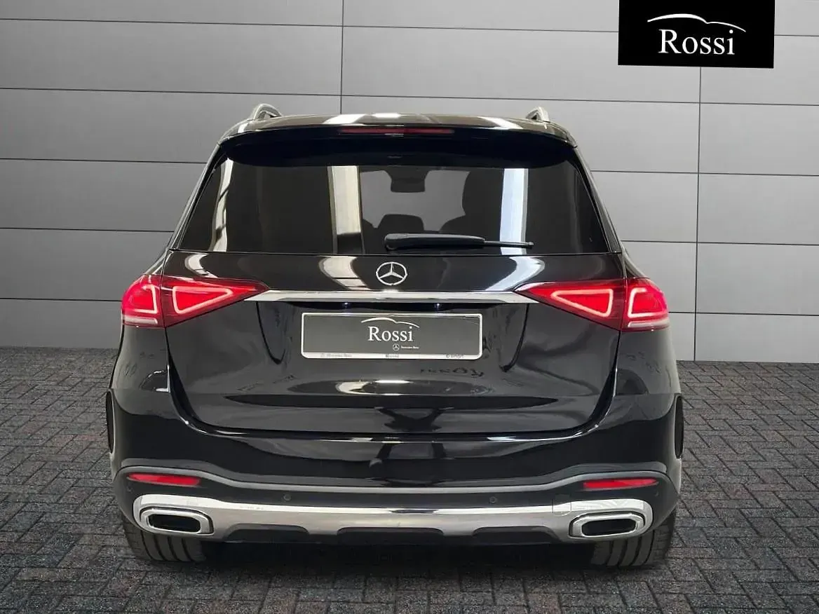Usata Mercedes GLE300 Premium 272 CV (200 kW) 2023 Nero metallizzato SUV