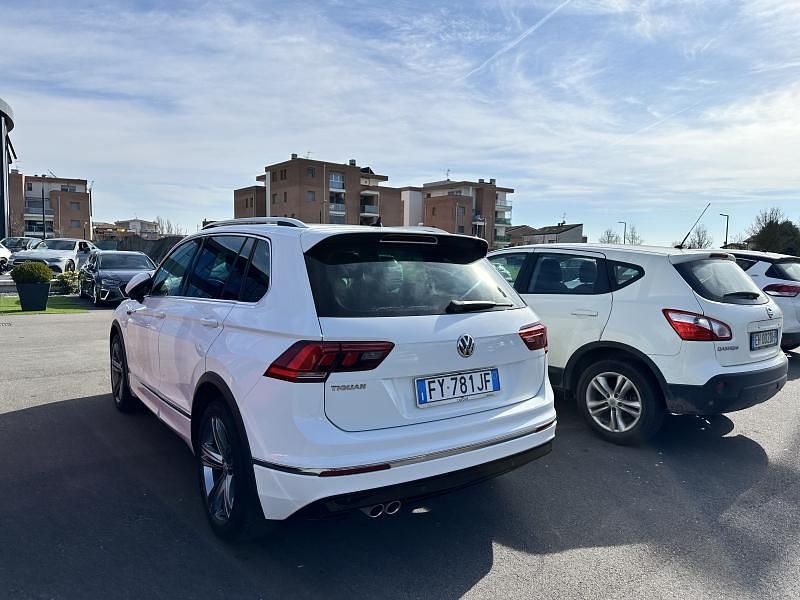 Usata VW Tiguan Sport 131 CV (96 kW) 2019 Bianco pastello SUV