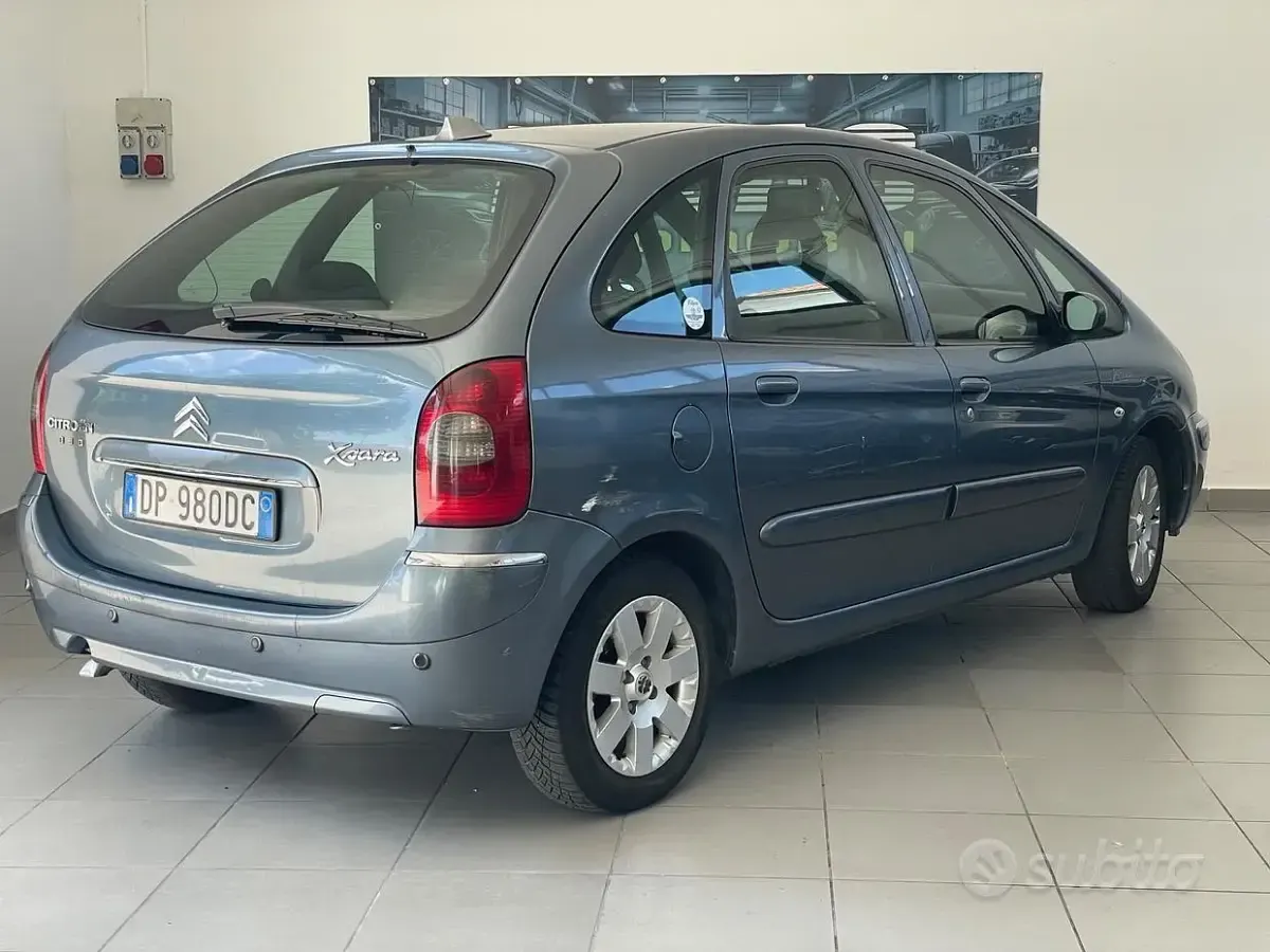 Usata Citroën Xsara Picasso 109 CV (80 kW) 2008 Bluazzurro Monovolume