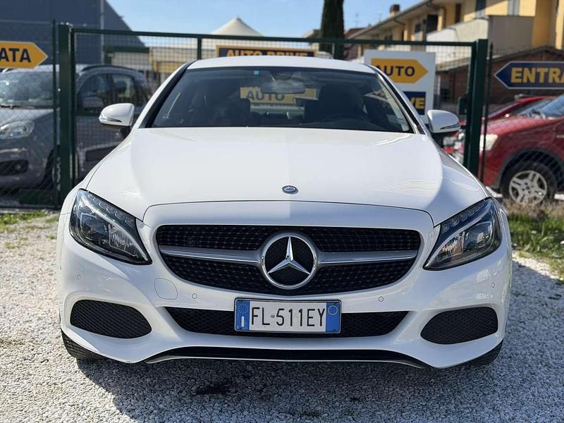 Usata Mercedes C220 170 CV (125 kW) 2017 Other Coupé