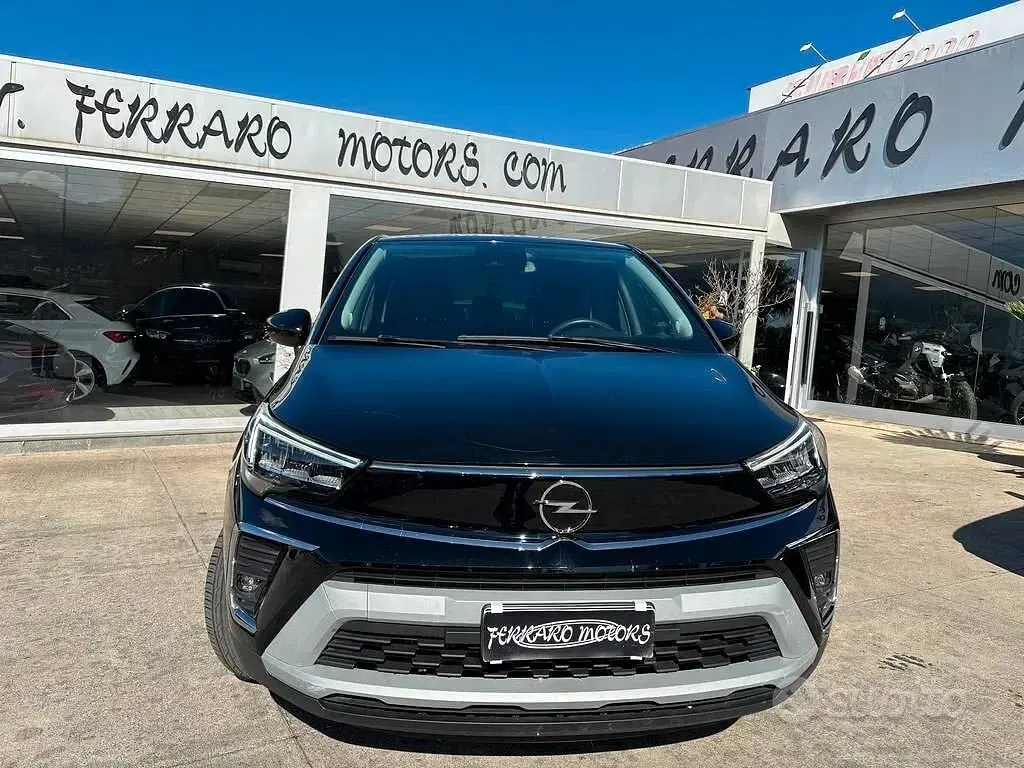 Usata Opel Crossland 110 CV (80 kW) 2023 Nero SUV