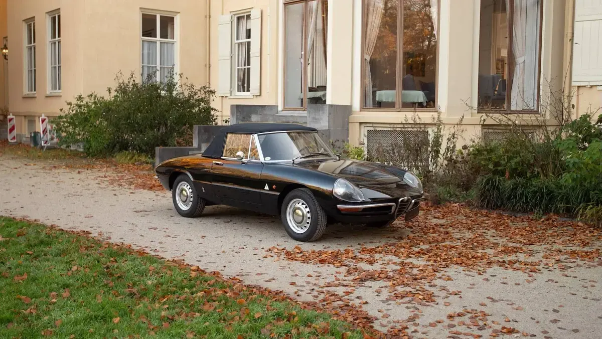 Usata Alfa Romeo Spider 109 CV (80 kW) 1966 Nero Cabrio
