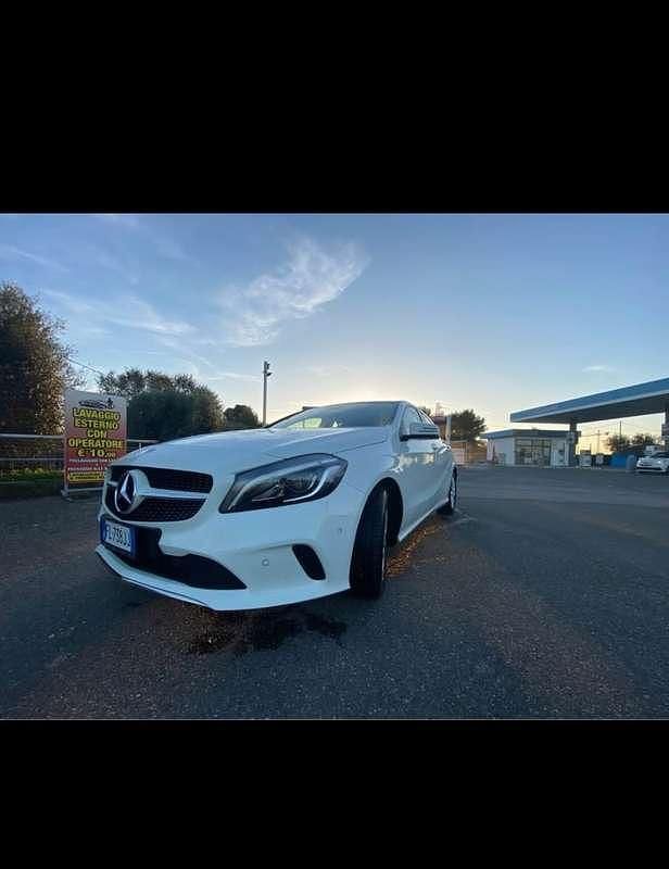 Usata Mercedes A180 Edition 109 CV (80 kW) 2016 Berlina