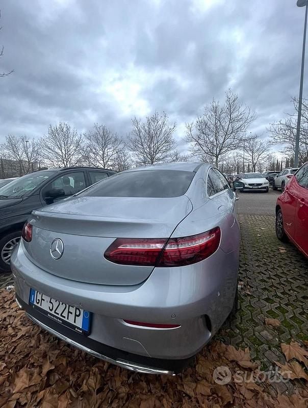 Usata Mercedes 220 265 CV (194 kW) 2021 Coupé