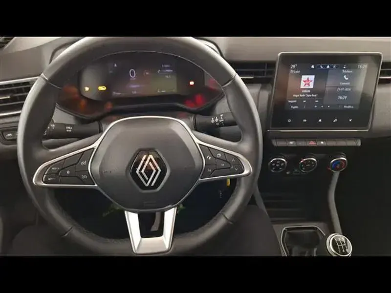 Usata Renault Clio Evolution 67 CV (49 kW) 2023 Arancione Utilitaria