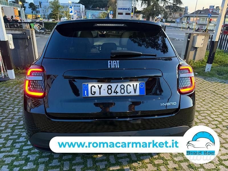 Usata Fiat 600 La Prima 110 CV (80 kW) 2025 Nero SUV