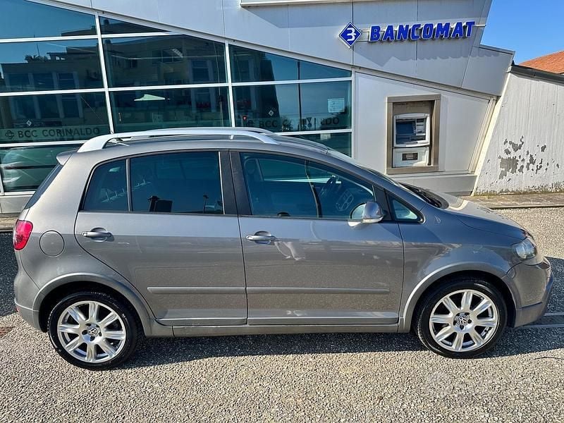Usata VW Golf Plus Cross 140 CV (102 kW) 2007 Grigio Monovolume