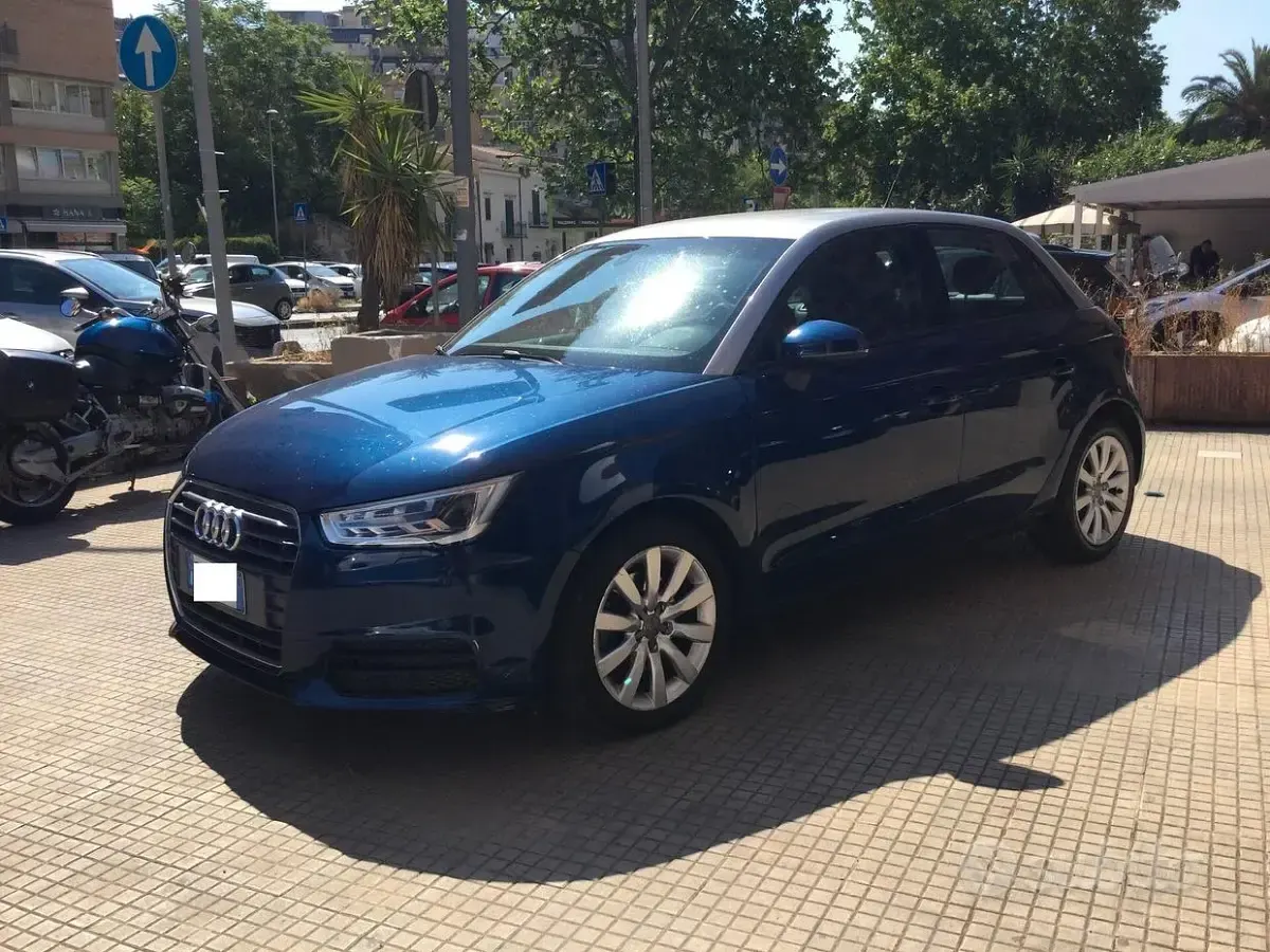 Usata Audi A1 Admired 116 CV (85 kW) 2016 Blu Utilitaria