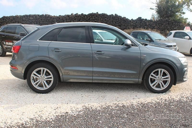 Usata Audi Q3 Sport 150 CV (110 kW) 2015 Grigio SUV