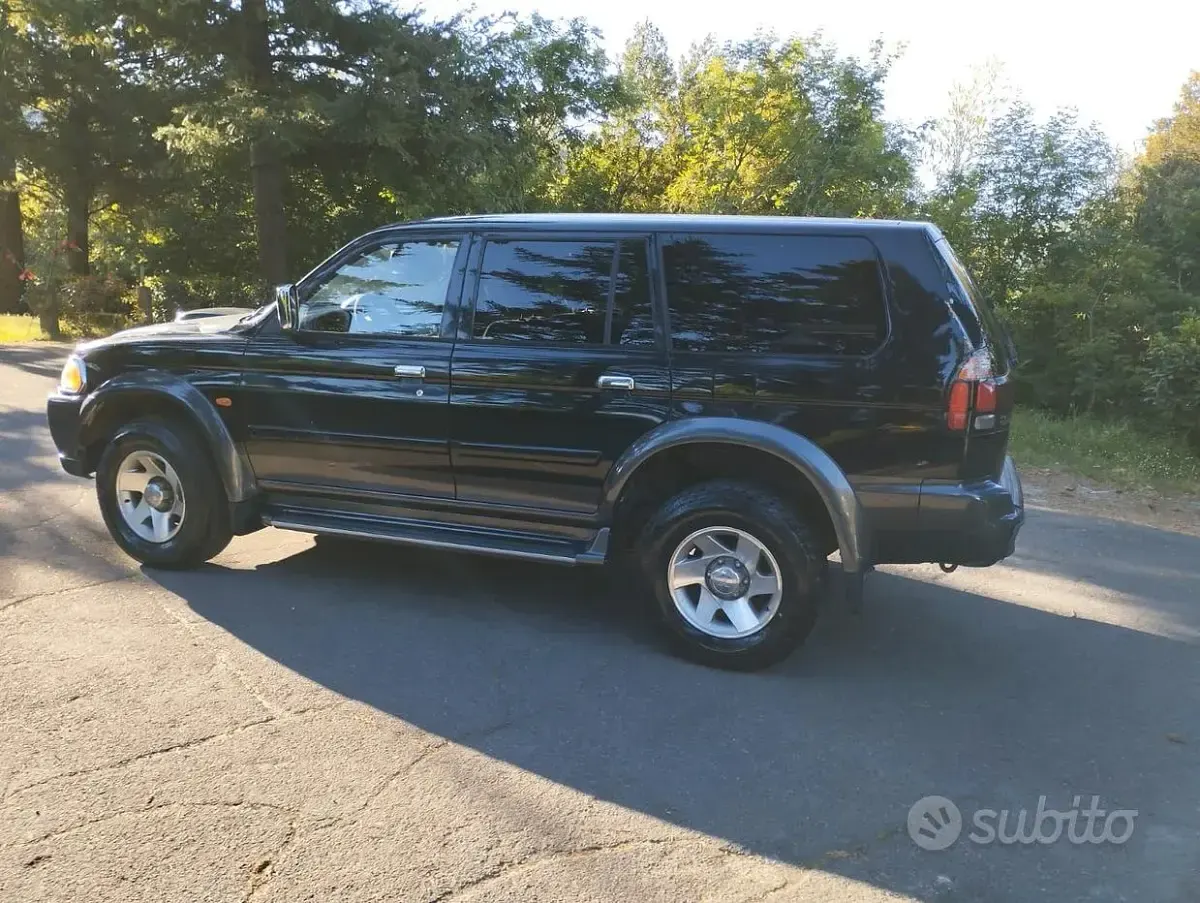 Usata Mitsubishi Pajero Sport 115 CV (84 kW) 2004 Nero SUV