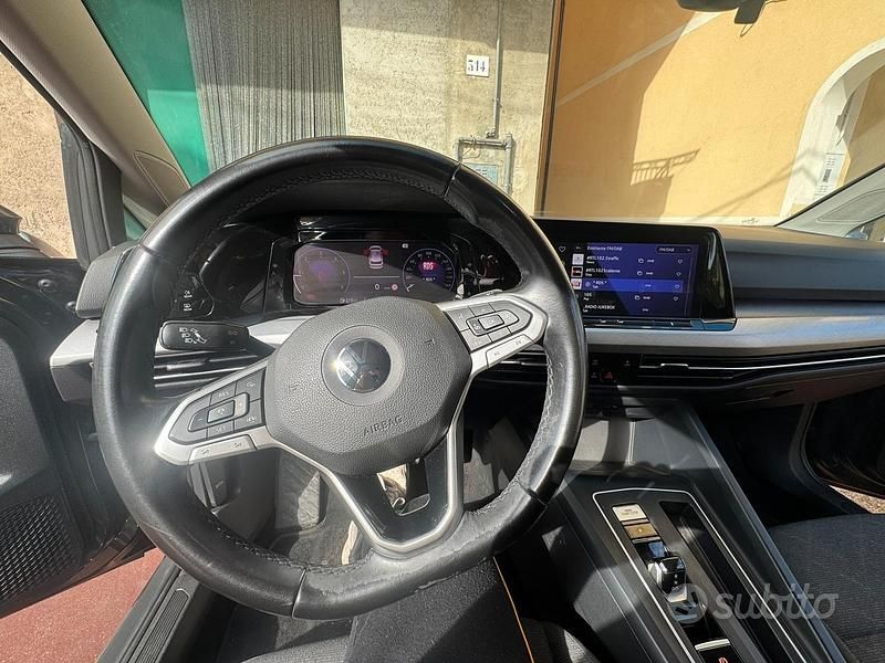 Usata VW Golf VII Life 150 CV (110 kW) 2020 Grigio Berlina