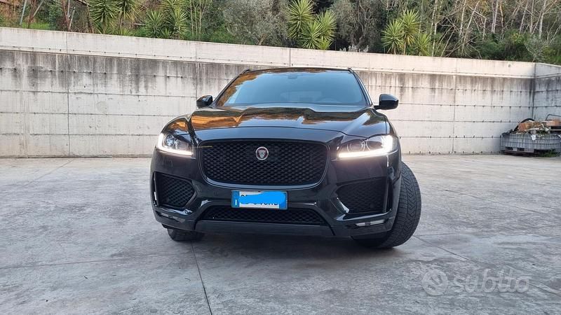 Usata Jaguar F-Pace R-Sport 241 CV (177 kW) 2020 Nero SUV