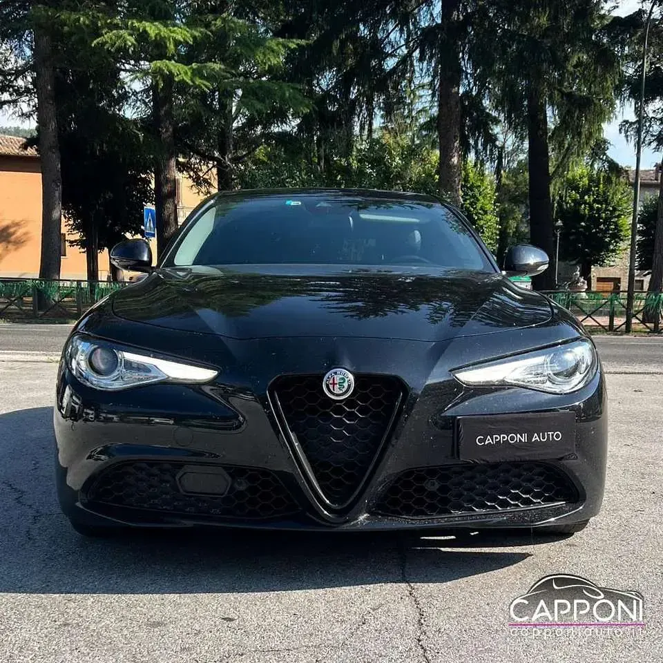 Usata Alfa Romeo Giulia Sprint 160 CV (117 kW) 2021 Nero Berlina