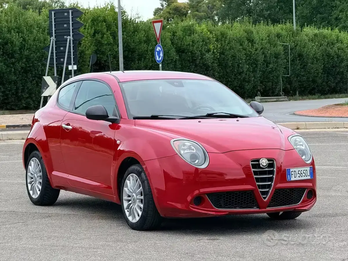 Usata Alfa Romeo MiTo 77 CV (56 kW) 2016 Rosso Utilitaria