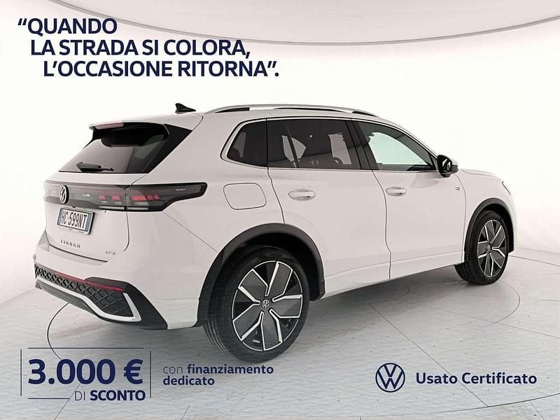 Nuova VW Tiguan R-line Plus 150 CV (110 kW) 2026 Pure white SUV