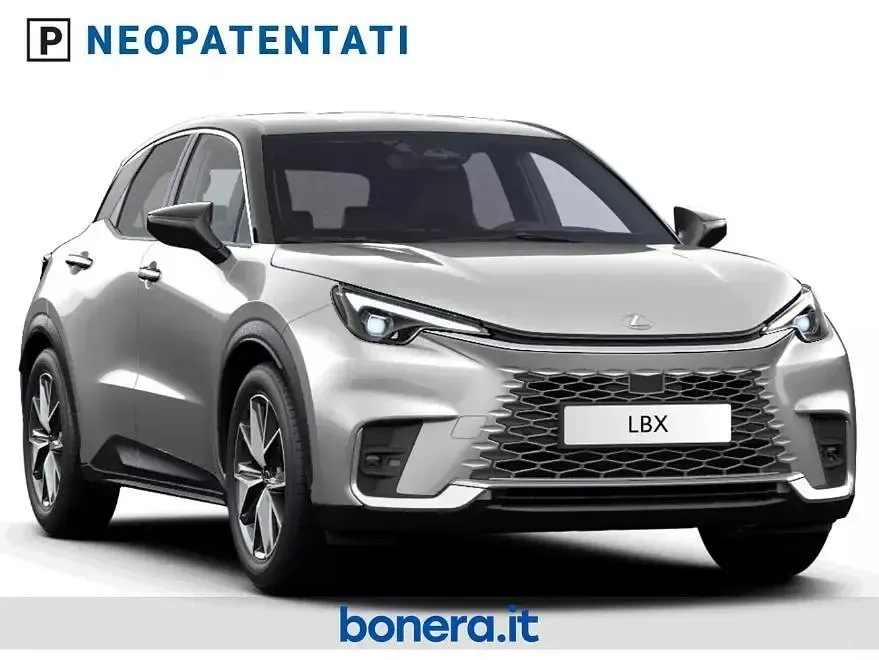 Nuova Lexus LBX 135 CV (99 kW) 2026 Argento SUV