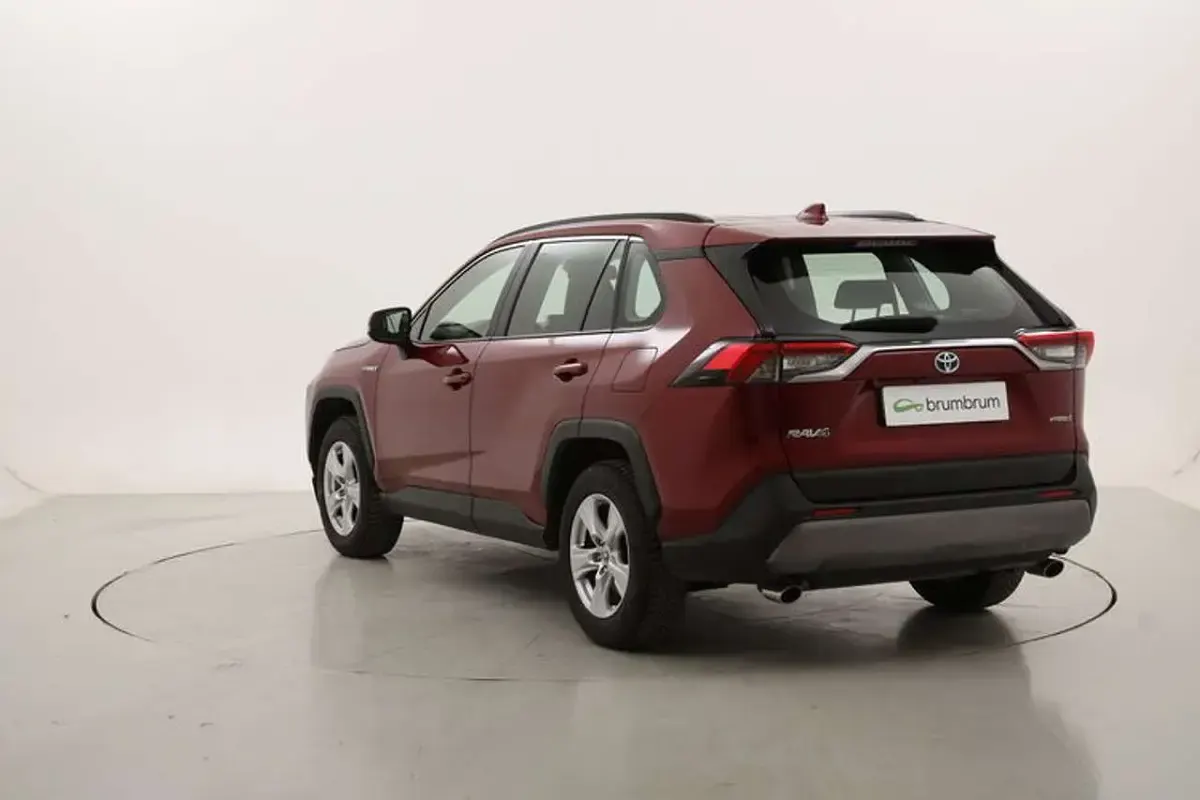 Usata Toyota RAV4 Hybrid Business Edition 218 CV (160 kW) 2020 Rosso SUV