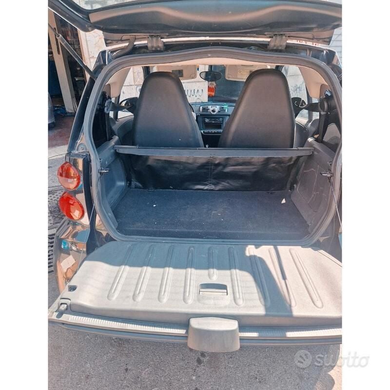Usata 2013 Smart ForTwo Coupé Utilitaria | 4500 € (Ottimo prezzo) - Immagine 1/4
