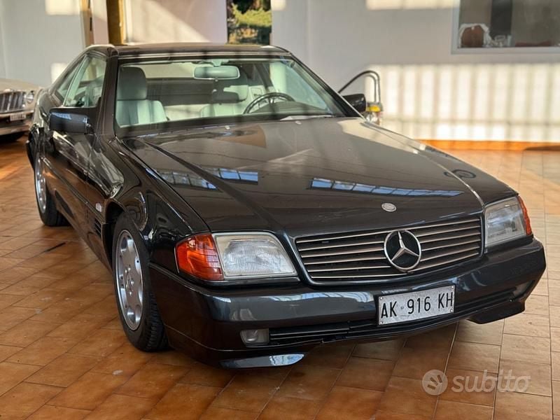 Usata Mercedes SL500 320 CV (235 kW) 1990 Cabrio