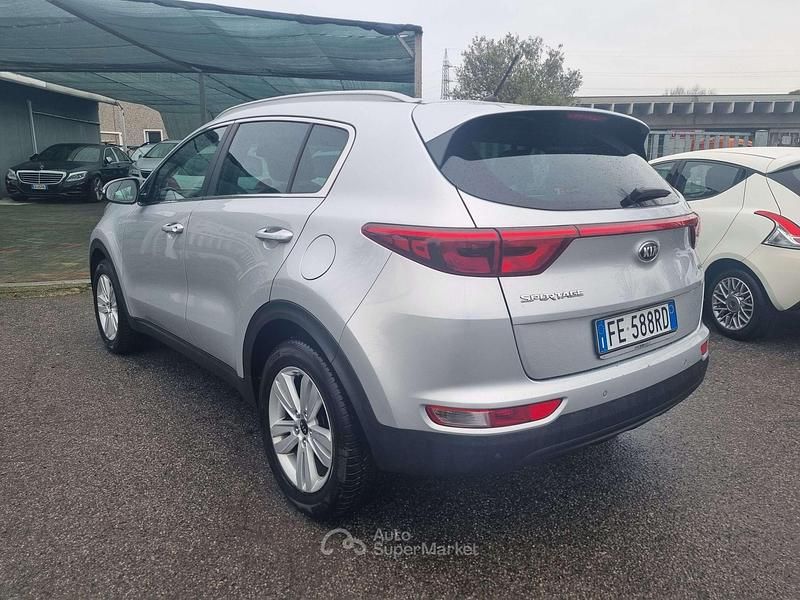 Usata Kia Sportage Active 116 CV (85 kW) 2016 Blu/azzurro SUV