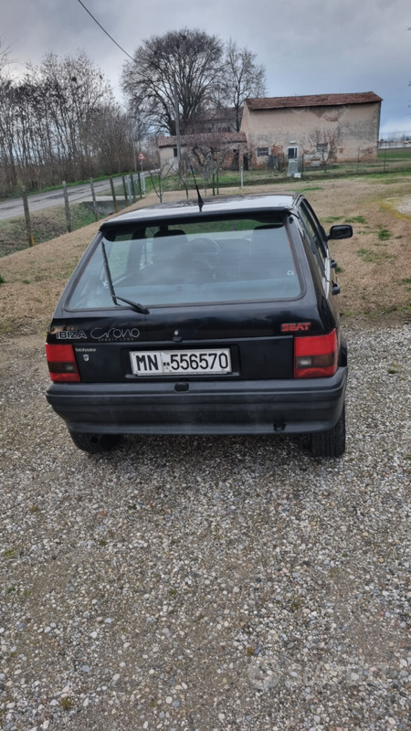 Usato 1992 Seat Ibiza 1.2 Benzin 63 CV (3.000 €)