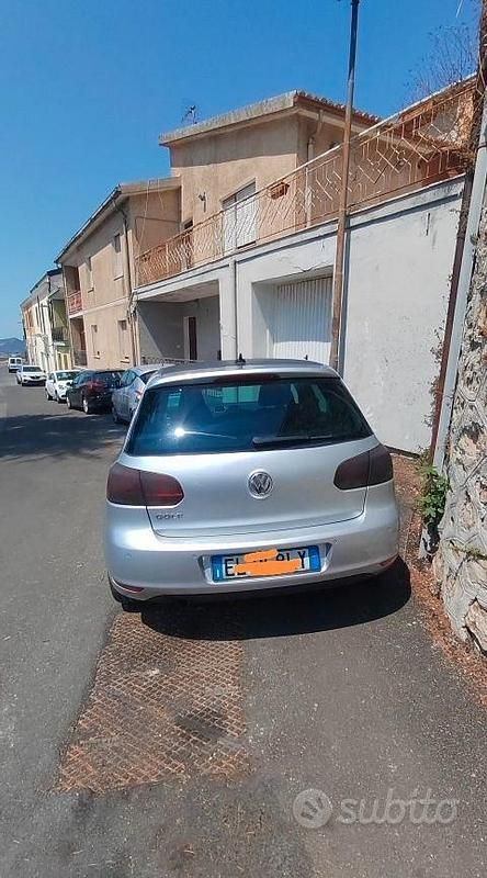 Usata VW Golf VI 102 CV (75 kW) 2011 Bianco Utilitaria