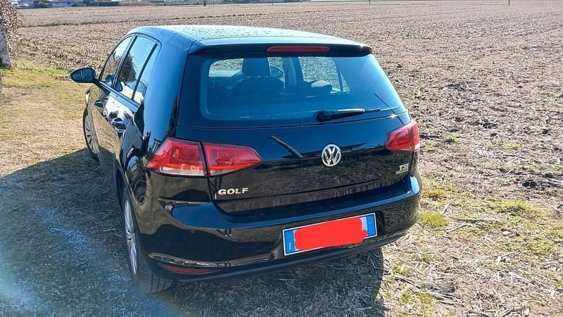 Usata VW Golf VII 85 CV (62 kW) 2014 Nero Berlina